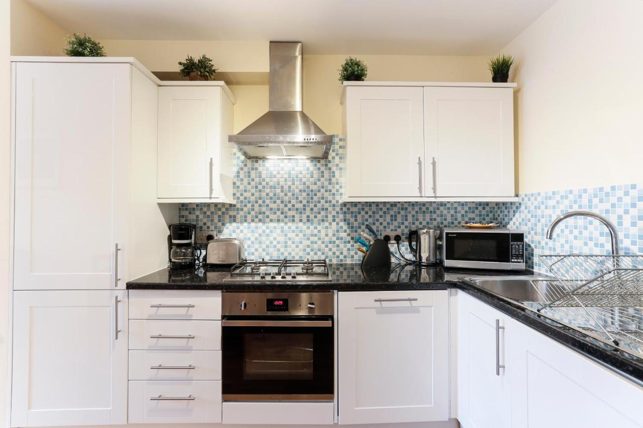 Regents Canal Apartments Лондон Экстерьер фото